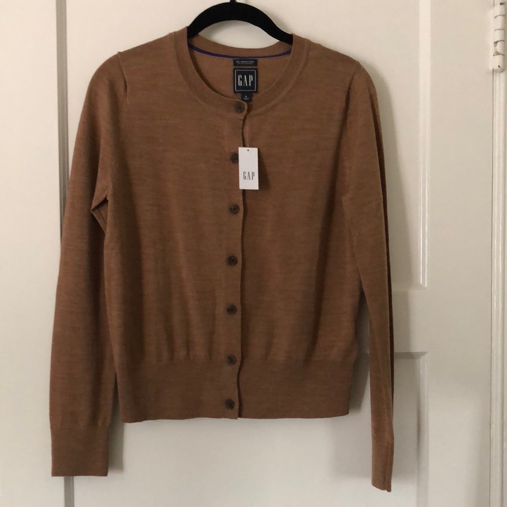 Gap brown cardigan size Small. New with tags